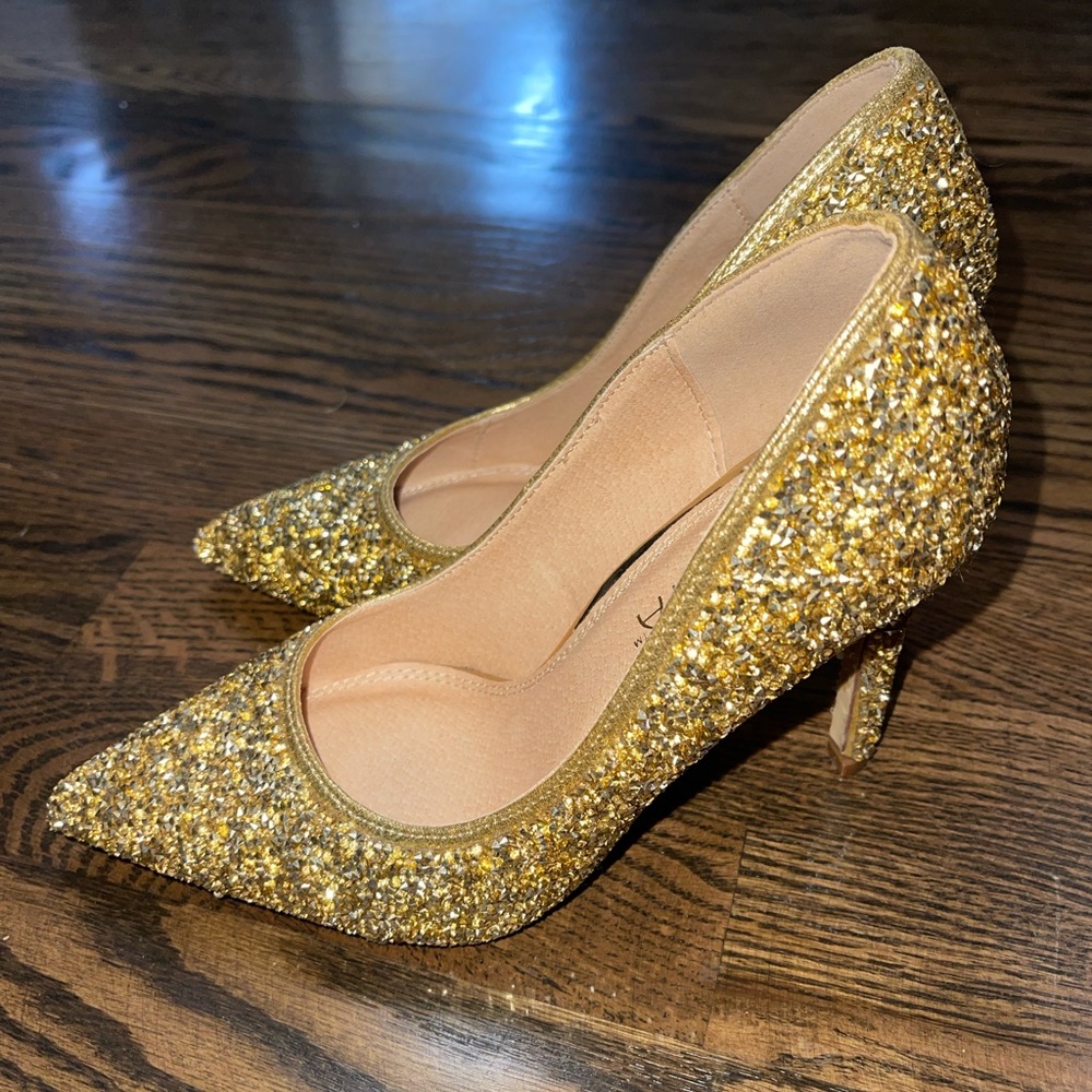 Rhinestone Gold Liliana pumps